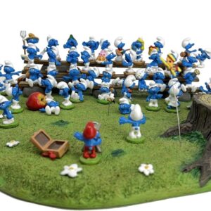 pixi smurf family group picture